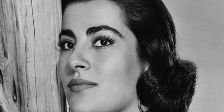 Irene Papas, “Penelopa” greke-Historia e një ylli kinemaje që krenohet me origjinën shqiptare