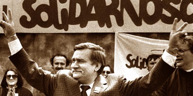 Shembja e perandorisë komuniste në lindje, çfarë rrefente disidenti i dikurshëm polak, Lech Walesa
