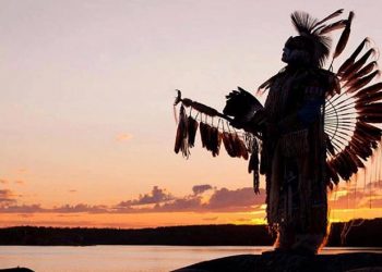 Lutje e fisit indian Cherokee …mund te jete dhe predikimi yt