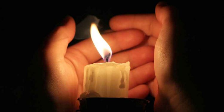 Anekdota dhe episode nga jeta e njerëzve të shquar, nga Sokrati, Diogjeni, Dante te Njutoni dhe Balzaku