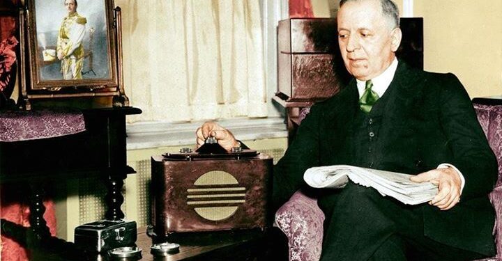 Faik Konica u tregon shqiptarëve se “Ç’është liria?”