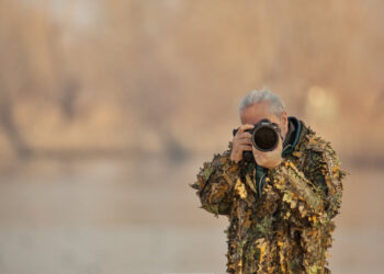 Shkodrani Jetmir Troshani, fotografi i zogjve, poeti i lirisë së qiellit