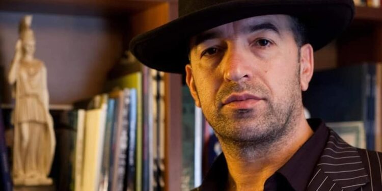 Leonardo Voci, malsori i artit abstrakt, shënjimi estetik në traditën tonë moderne të pikturës