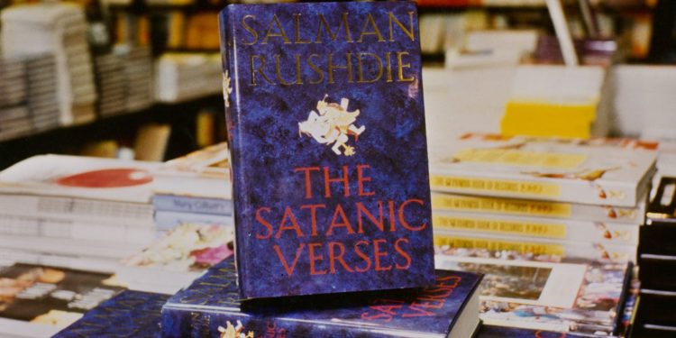 CNN prezanton librat e ndalaur, nga “Vargjet Satanike” , te “Lolita”  dhe “120 Ditët” e Sodomës