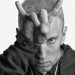 Eminem, “Mbreti i Hip Hopit”, erdhi nga një fëmijëri e vështirë për të bërë art duke tentuar të çlirohet nga demonët