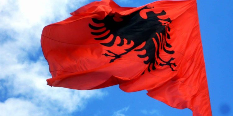 Albert Vataj: Kam sos me nej n’Shqypni e me mbet shqyptar, i rrokun thekshëm prej një pasioni kuqezi