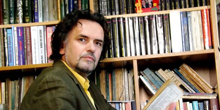 Albert Vataj: Prej fillimit deri në fund, dashuro dhe ndjehu i dashuruar duke sfiduar vitet dhe moshën