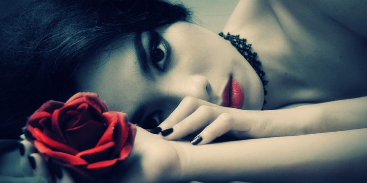 Qielli e kishte dëgjuar trokitjen tonë dhe porta e Parajsës sapo u hap