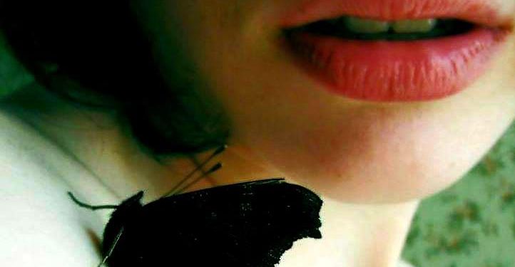 Albert Vataj: Puthjen e mbetun borxh, buzën qi m’djeg e shpirtin qi vuen e s’nepet