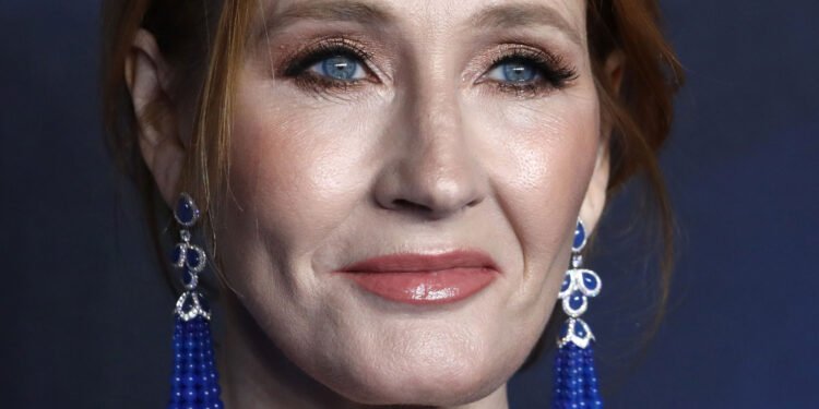 JK Rowling tregon për frikën se ish-bashkëshorti donte ti digjte dorëshkrimin e Harry Potter