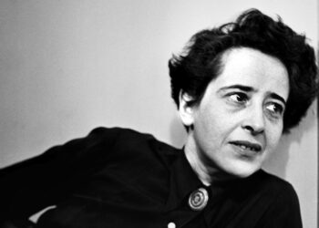 Hannah Arendt mbi dashurinë dhe si të jetosh me frikën themelore të humbjes së saj, dhe jo vetëm