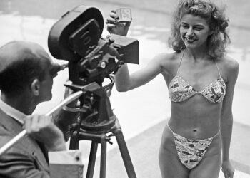 Bikini, kostumi seksi që tronditën botën, risia e modës që u shpall mëkat nga Vatikani