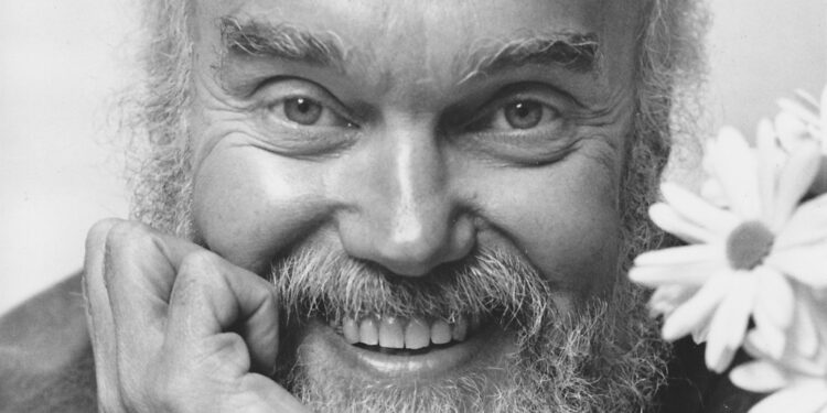 Ram Dass për dashurinë: “Të zotërosh çelësin është ta humbësh atë.”