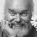 Ram Dass për dashurinë: “Të zotërosh çelësin është ta humbësh atë.”