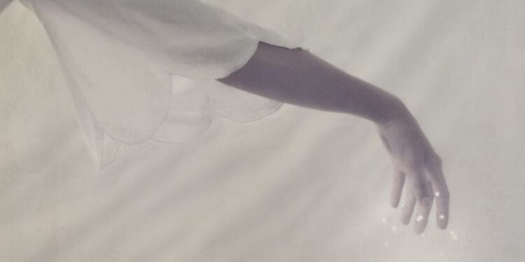 Njeriu gjithmonë ka ndjerë nevojën të tërhiqet në vetvete dhe të shijojë çaste intensive heshtjeje