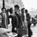 “Puthja nga Hôtel de Ville”, fotoja ikonike e Robert Doisneau, fotoreporterit të spontanitetit