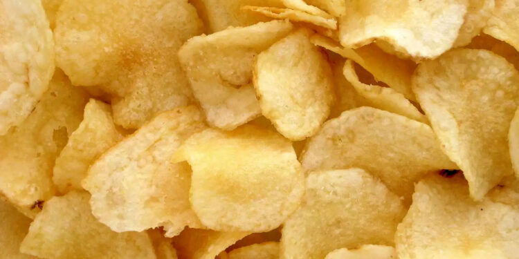 Kush i shpiku patatinat? E vërteta, legjenda dhe historia e popullaritetit të këtij produkti