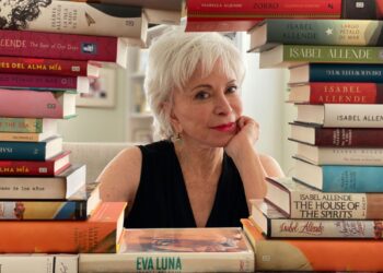 Isabel Allende: Çdo libër është një mesazh i mbyllur në një shishe dhe i hedhur në det! Ij ti ai që e gjen!