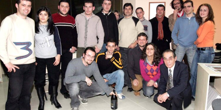 Vitet kur ne ishim gazeta “Korrieri”, kur media shqiptare bënte hapa drejt modernizimit të shtypit të shkruar