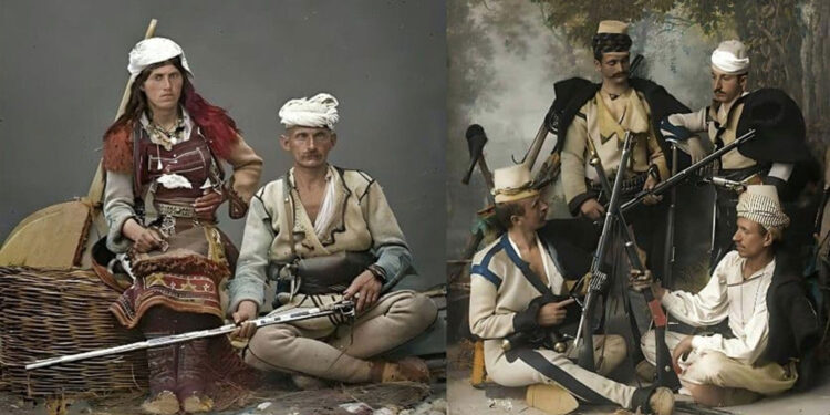 Fotot e hershme, një vështrim thellë në kujtesën e kohës, faqe në historinë tonë