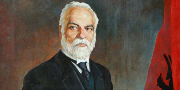 Ismail Qemali, ai që me rilindës të tjerë shpalli që “… Shqipëria më sot të bâhet në vehte, e lirë e e mosvarme”