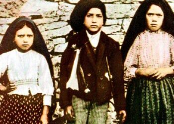 Më 13 tetor 1917, dukja e fundit e Zojës së Bekuar tre barinjve në Fatima dhe porositë që Ajo la për lutje, flijime e pendesë