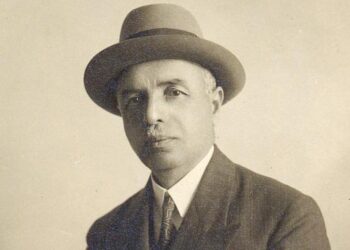 Aleksandër Xhuvani, “Mësuesi i mësuesve shqiptarë”, ai që besoi se ” arti i edukatës, që ushtron mësuesi, asht ma i nalti e ma fisniku i arteve…”
