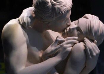 Albert Vataj: Puthjet e gurta që i vunë zjarrin pasionit të shpirtit njerëzor