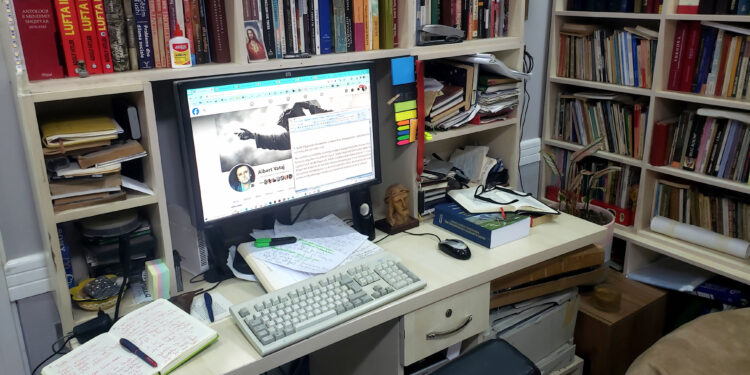 Albert Vataj: Natyrë e qetë në çdoditshmërinë e “stuhishme” të angazhimeve të mia si krijues