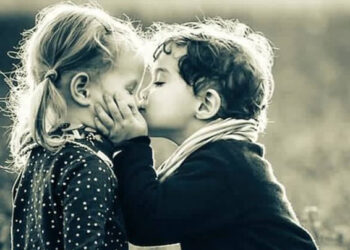 Albert Vataj: Ne jemi ky çast i vetëm hyjnimi, dhe… një det me puthje… dhe dallgë