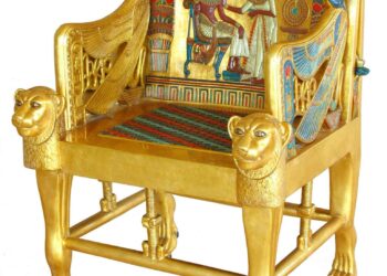 Froni i Artë i Mbretit Tutankhamun, “objekti më i bukur i gjetur deri më sot në Egjipt”