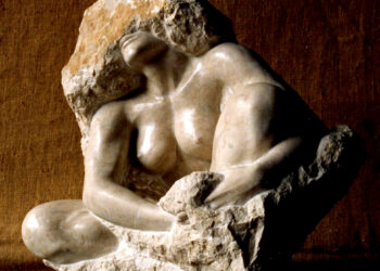 Hiri i bukurisë së gruas, liria e magjepsjes që mbeti e “ngujuar” në shkëmb dhe hymnizuar në adhurim