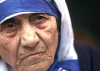 Nënë Tereza, nëna e të braktisurve të fatit