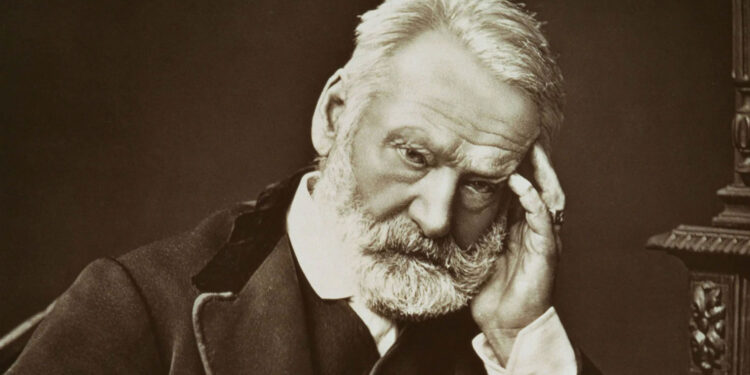 Më 22 maj 1885 ndali zemra e Viktor Hygo, u fik dielli flakatar i humanizmit në letërsi