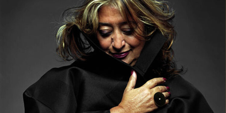 Zaha Hadid, irakiano-britanikia e formave melodike në arkitekturë, futuristja që mendoj në mënyrë fluide