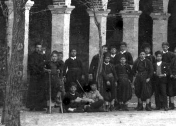 Nji hulumtim i shkurtër si lindi loja e topkambës (futbolli) në Shqipni