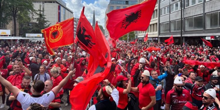 Shqipëri-Itali, 15 qershorit 2024, një tifozeri që meritonte më shumë se një humbje dinjitoze