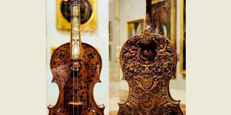 Violina nga Domenico Galli, 1687, shembull i mrekullueshëm i mjeshtërisë së luterisë