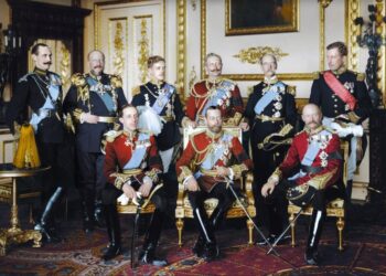 Londër, 20 Maj 1910. Nëntë mbretër në Buckingham Palace për funeralin e Eduardit VII