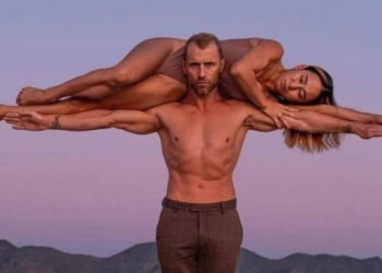 Një burrë që ka ardhur për ta hyjnizura dashurinë