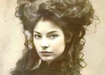 Camille Monfort, “zëri që magjepsi botën”, gruaja që u shndërrua në legjendë