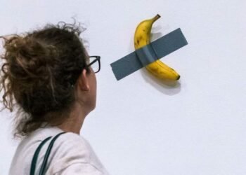 Banania e italianit Maurizio Cattelan, që u shit nga shtëpia njujorkeze e ankandeve, Sotheby’s, për 6.2 milionë dollarë