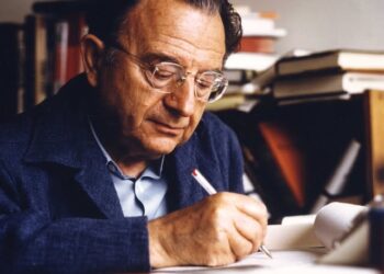 Psikologu dhe filozofi social gjerman, Erich Fromm për dashurinë në “Arti i të dashuruarit”
