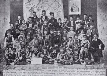 Më 17 tetor 1877 hapi dyert Kolegja Saveriane në Shkodër, në praninë e arqipeshkvit plak Pooten dhe të Atë Zef Lombardinit