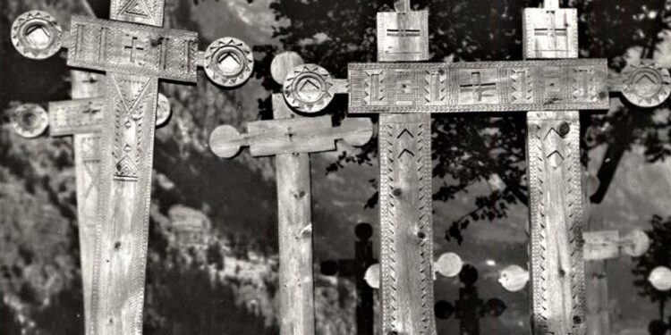 Kulti i Diellit dhe Hënës në trashigiminë tonë, rrugëtimi etern i komunikimit shpirtëror të shqiptarëve