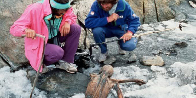 “Njeriu i Akullnajës”, një thesar arkeologjik, individi që ka jetuar rreth vitit 3.300 para Krishtit, gjendet i mumifikuar