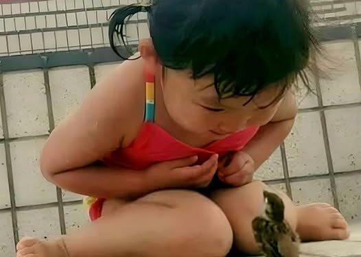 Nevoja për t’u parë thellë, për t’u dëgjuar hështurazi, për t’u ndjerë në një çast shkëndi e shpërthimtë drite