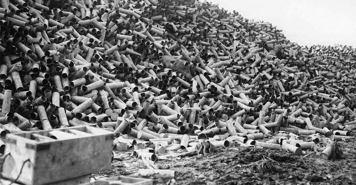 Ky mal me gëzhoja i përket Betejës së Somme-s, ku u hodhën 1.5 milion predha dhe mbetën në fushëbetejë një milionë viktima