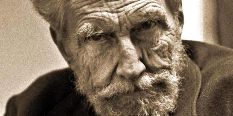 18 prill 1958, gjykata Federale e SHBA-ve liron nga çmendina poetin Ezra Pound, ku e ngujoi për 13 vite