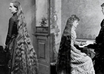 Flokët “kurorë lavdie”, shenjë identiteti dhe statusi, për gratë në epokën Viktoriane